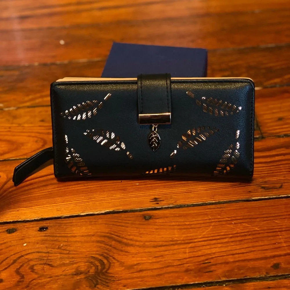 Vegan Leather Black & Gold Wallet Leaf Cut Out Design NWOT